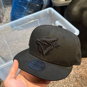 Men's Blue Jays Black Embroidered Baseball Cap - All-Black Design